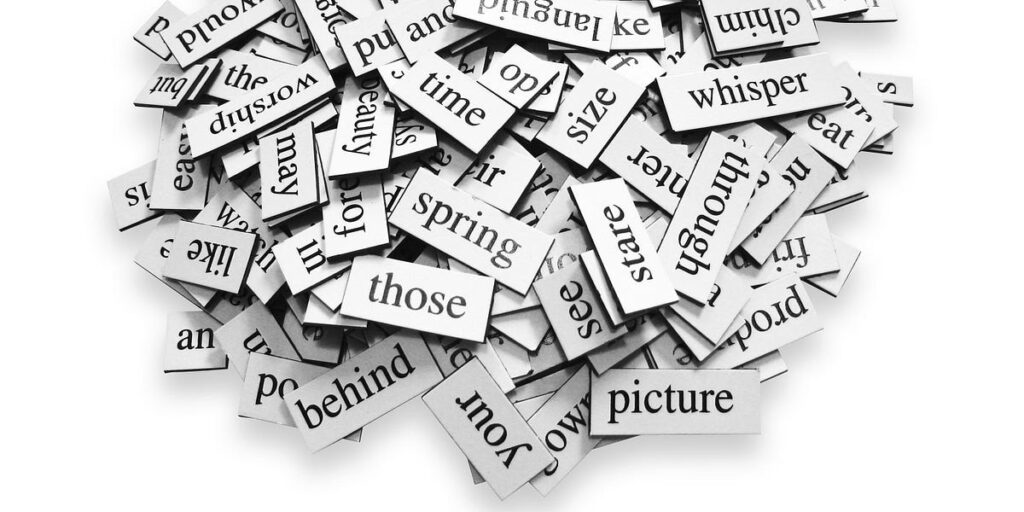 كيف تتعلم 1000 كلمة إنجليزي خلال شهر بطريقة ذكية؟